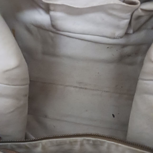 Nice Gucci handbag Light tan GG logo includes long crossbody leather strap - Picture 6 of 6